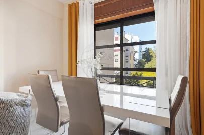 Apartamento T2 para Venda em Algueirão-Mem Martins