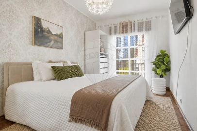 Apartamento T2 para Venda em Algueirão-Mem Martins