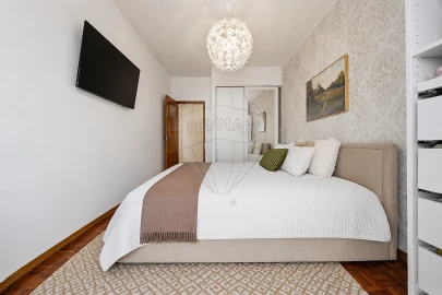 Apartamento T2 para Venda em Algueirão-Mem Martins