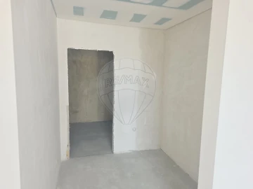 Moradia T2 para Venda em Almargem do Bispo, Pêro Pinheiro e Montelavar