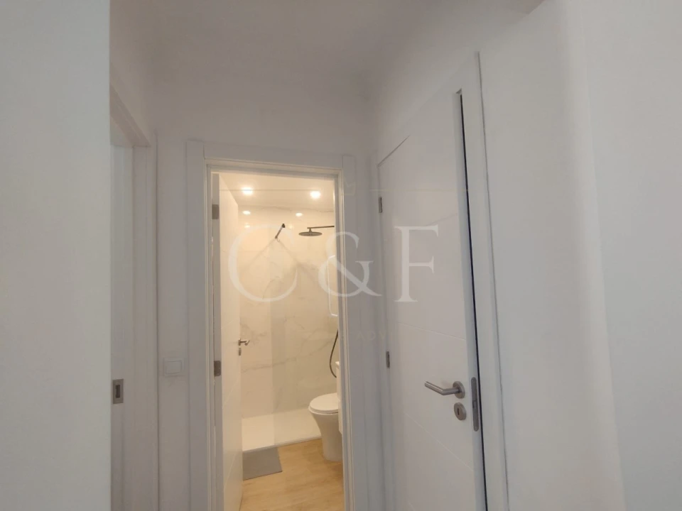 Apartamento T2 para Venda em Rio de Mouro Foto 7