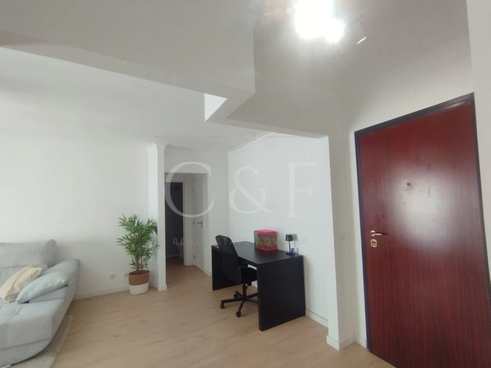 Apartamento T2 para Venda em Rio de Mouro Foto 21