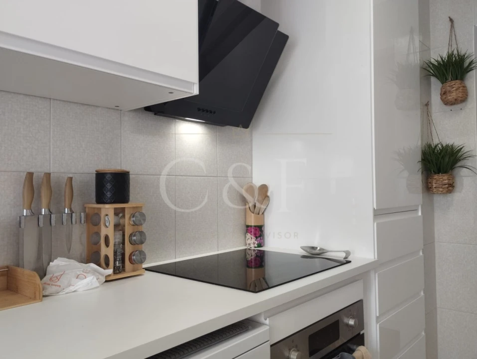 Apartamento T2 para Venda em Rio de Mouro Foto 17