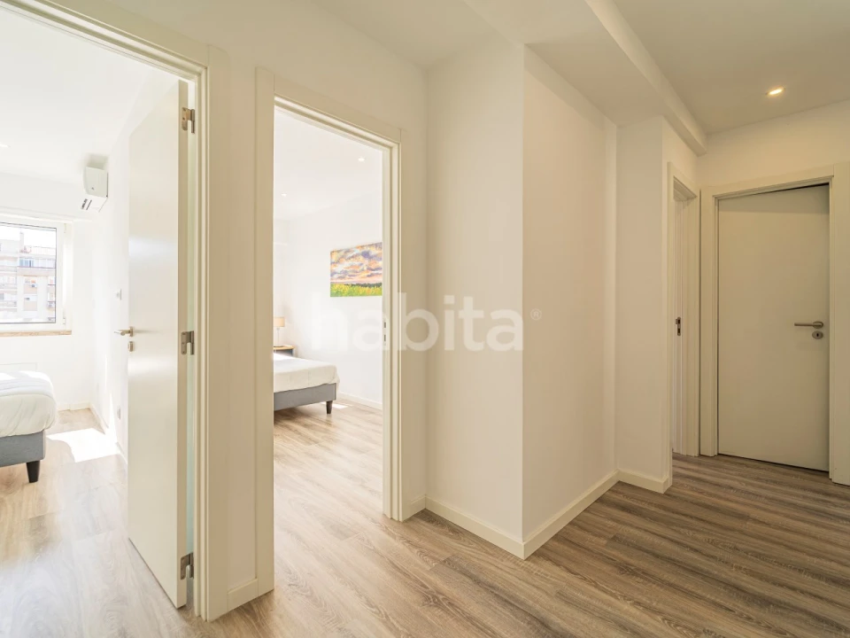 Apartamento T2 para Arrendamento em Benfica Foto 8