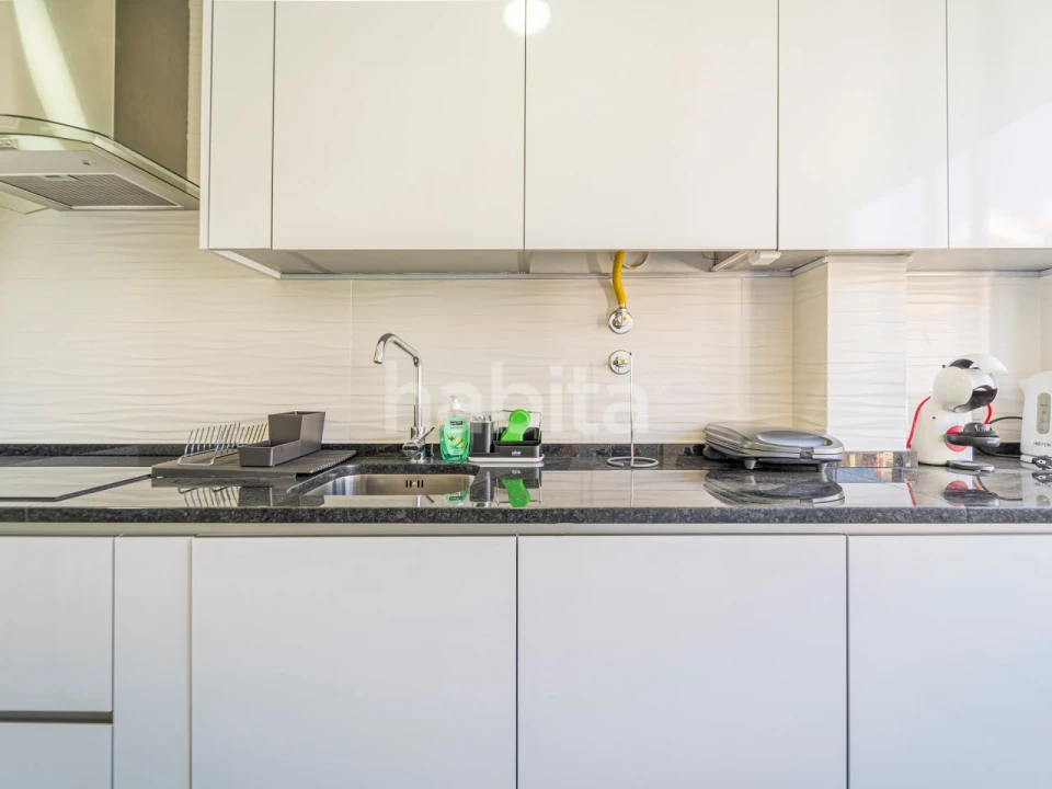 Apartamento T2 para Arrendamento em Benfica Foto 5