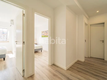 Apartamento T2 para Arrendamento em Benfica