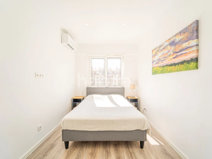 Apartamento T2 para Arrendamento em Benfica Foto 14
