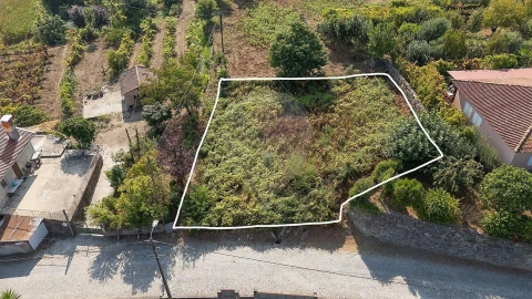 Terreno para Venda em Vila Verde e Barbudo