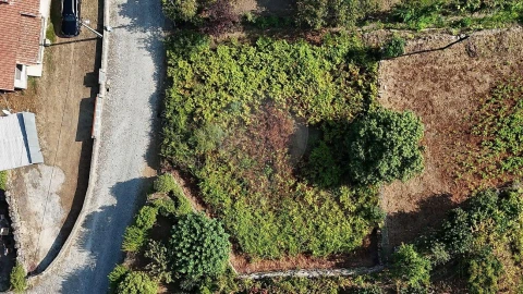 Terreno para Venda em Vila Verde e Barbudo