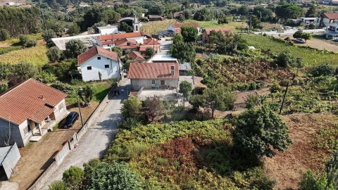 Terreno para Venda em Vila Verde e Barbudo