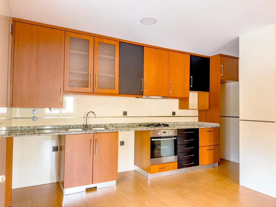 Apartamento T2 para Venda em Guarda Foto 8
