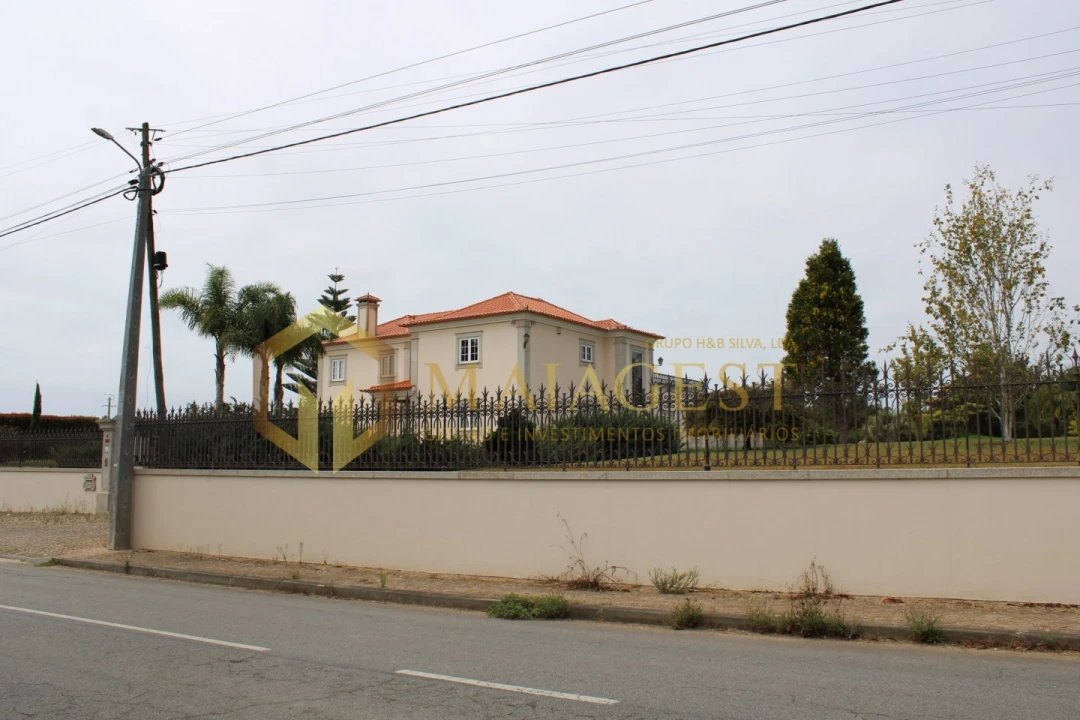 Moradia T3 para Venda em Ovar, São João, Arada e São Vicente de Pereira Jusã Foto 3