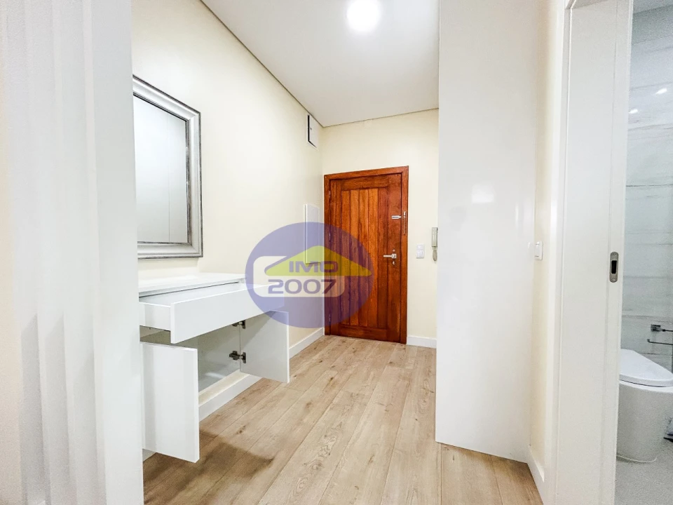 Apartamento T2 para Venda em Cedofeita, Santo Ildefonso, Sé, Miragaia, São Nicolau e Vitória Foto 9