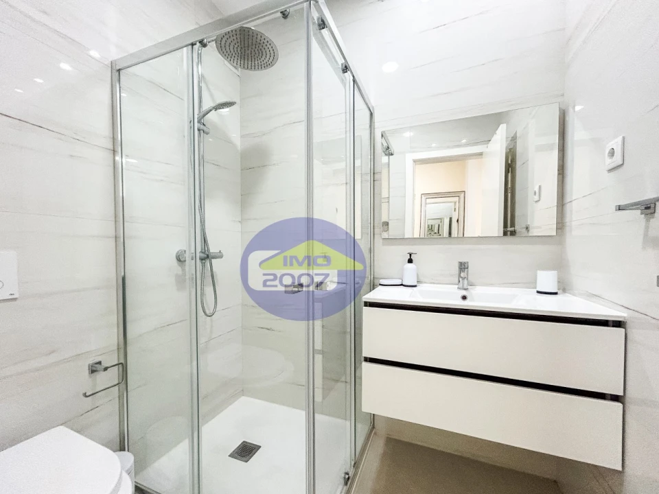 Apartamento T2 para Venda em Cedofeita, Santo Ildefonso, Sé, Miragaia, São Nicolau e Vitória Foto 20