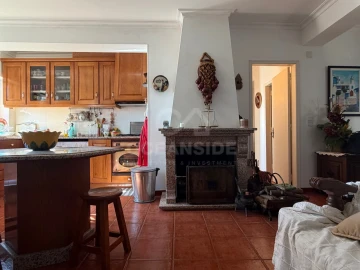 Moradia T3 para Venda em Alpedrinha