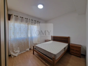 Apartamento T2 para Arrendamento em Lordelo