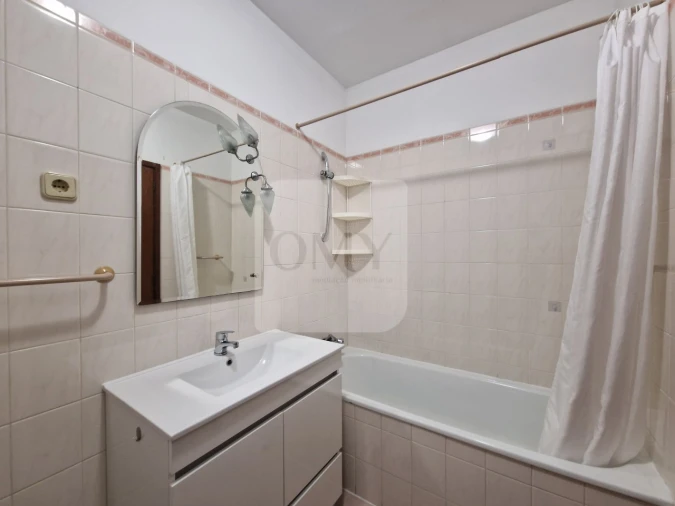 Apartamento T2 para Arrendamento em Lordelo Foto 10