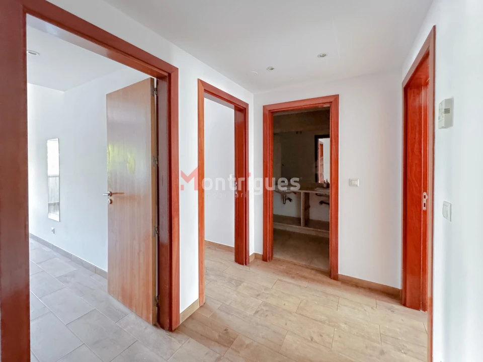 Apartamento T3 para Venda em Parque das Nações Foto 10