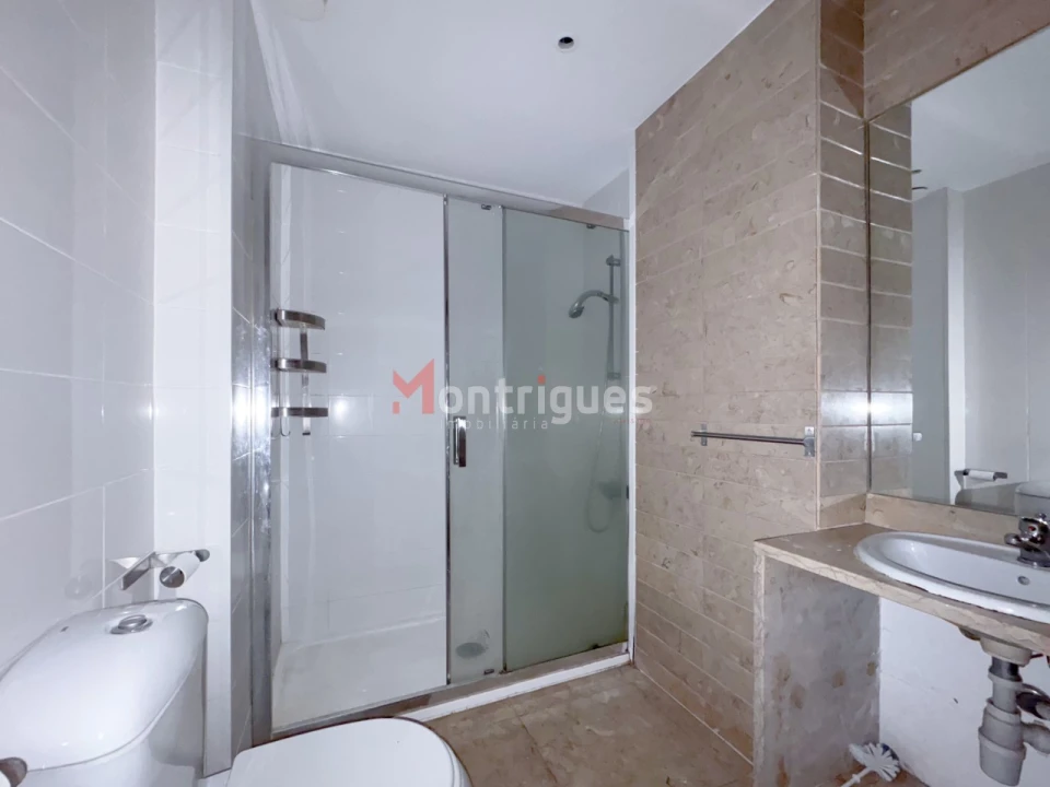 Apartamento T3 para Venda em Parque das Nações Foto 20