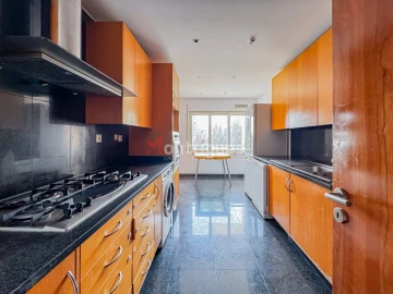 Apartamento T3 para Venda em Parque das Nações