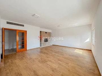 Apartamento T3 para Venda em Parque das Nações