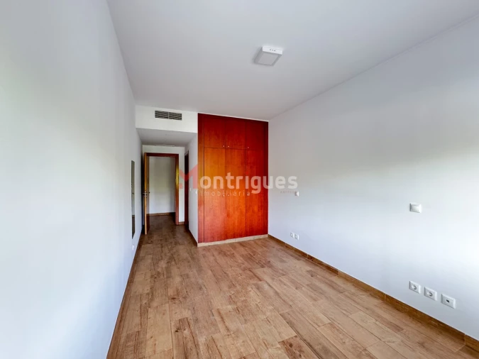 Apartamento T3 para Venda em Parque das Nações Foto 17