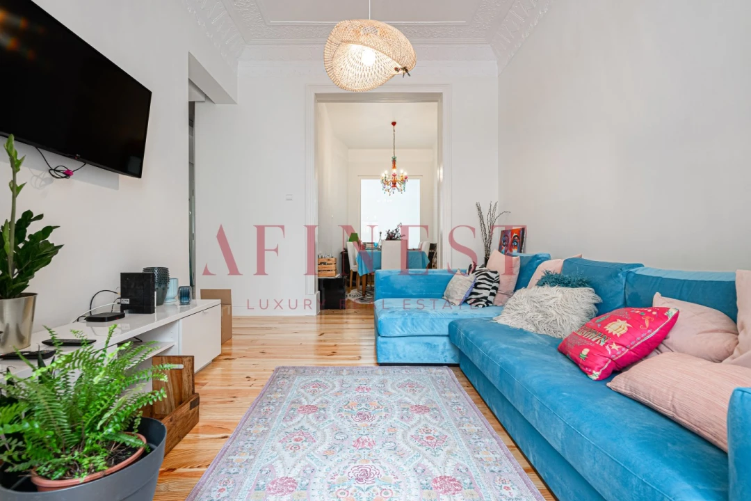 Apartamento T2 para Arrendamento em Santo António Foto 7