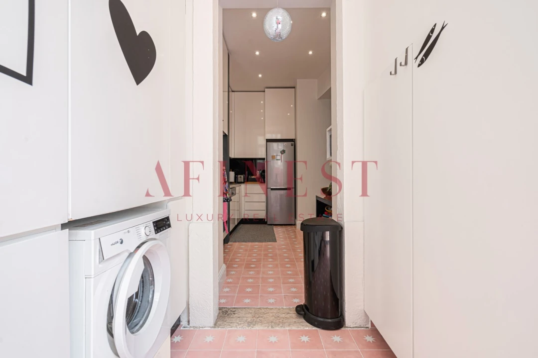 Apartamento T2 para Arrendamento em Santo António Foto 9