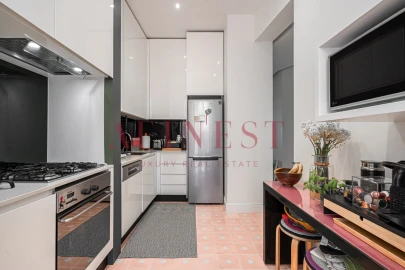 Apartamento T2 para Arrendamento em Santo António