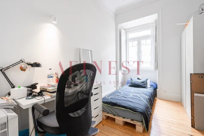 Apartamento T2 para Arrendamento em Santo António