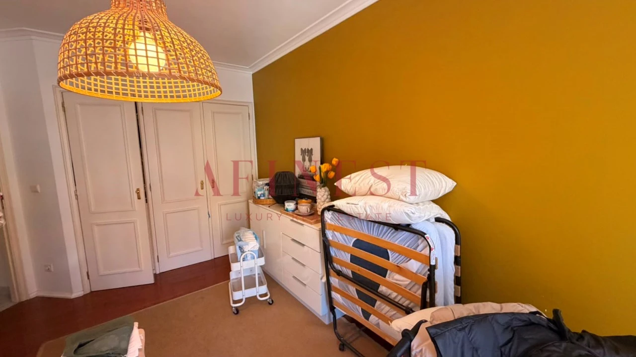 Apartamento T4 para Venda em Carcavelos e Parede Foto 6