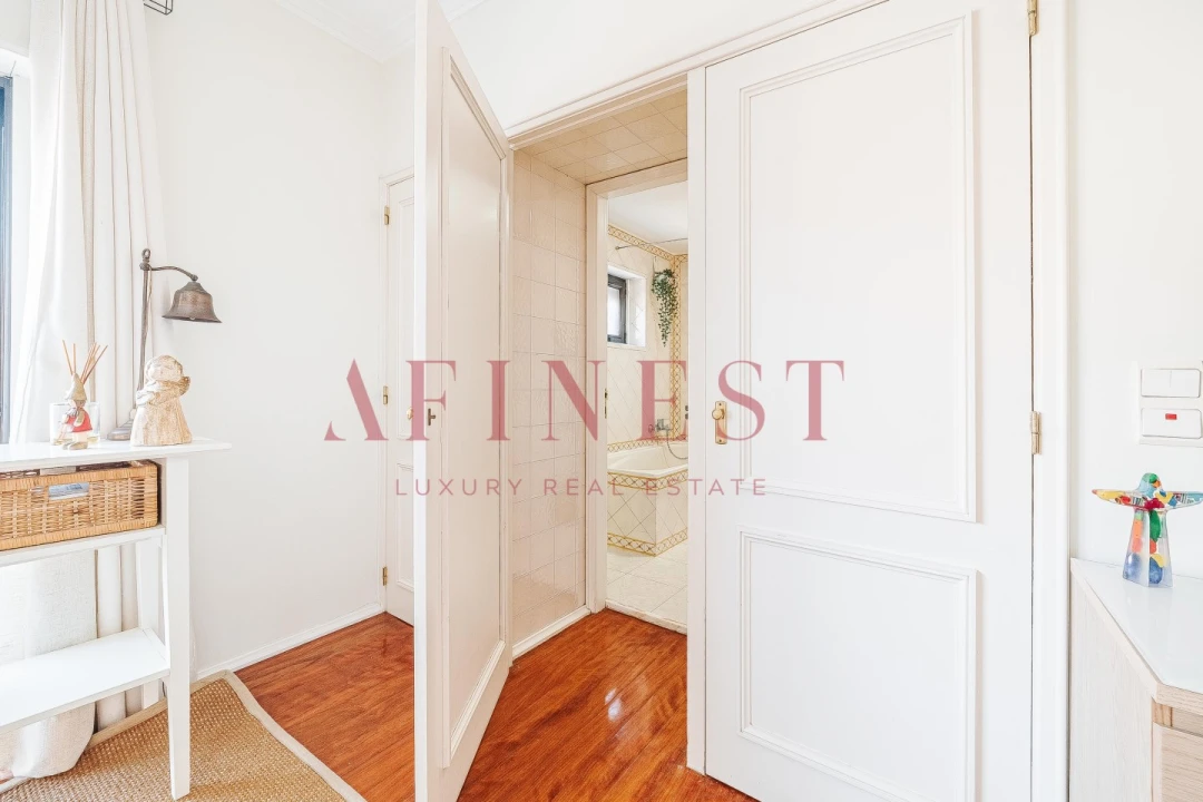 Apartamento T4 para Venda em Carcavelos e Parede Foto 42