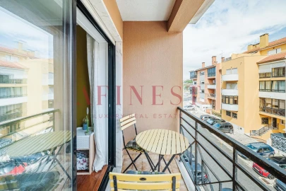 Apartamento T4 para Venda em Carcavelos e Parede