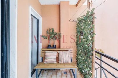 Apartamento T4 para Venda em Carcavelos e Parede