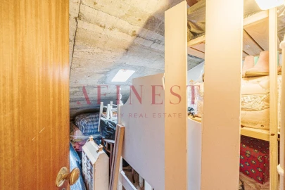 Apartamento T4 para Venda em Carcavelos e Parede