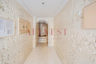 Apartamento T4 para Venda em Carcavelos e Parede