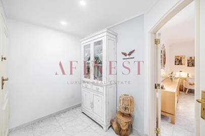 Apartamento T4 para Venda em Carcavelos e Parede