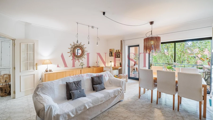Apartamento T4 para Venda em Carcavelos e Parede