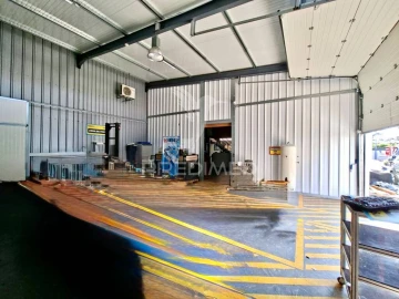Armazém para Arrendamento em Moita