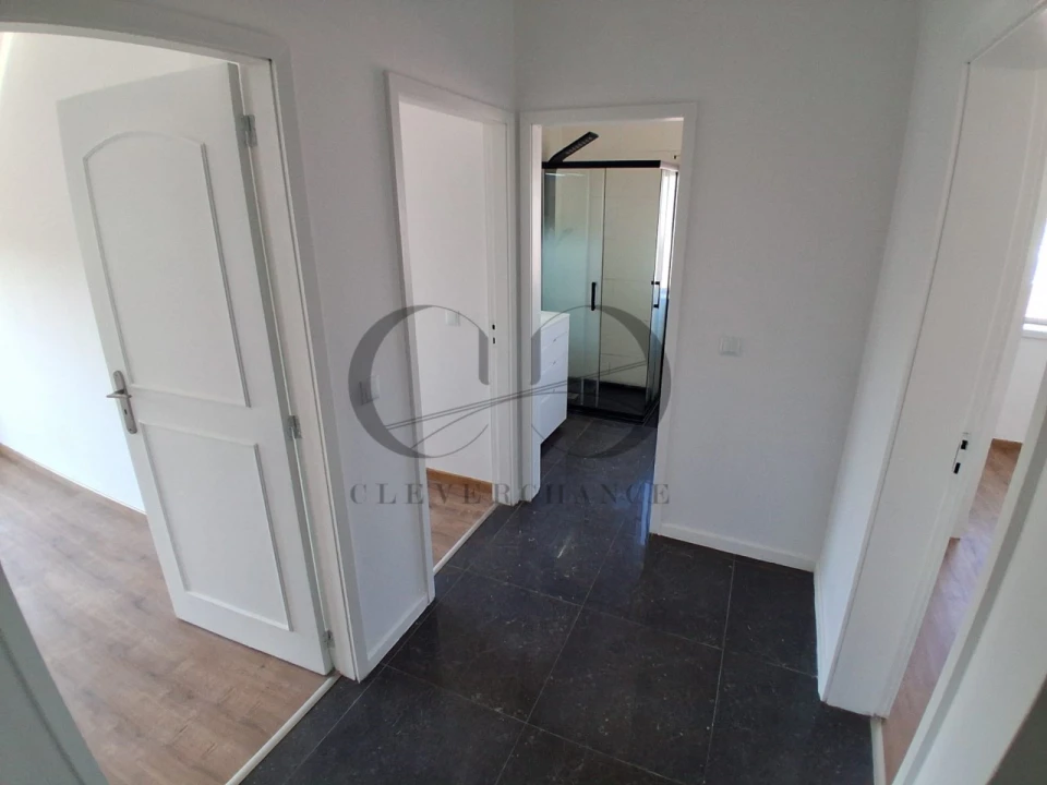 Apartamento T3 para Venda em Fânzeres e São Pedro da Cova Foto 13