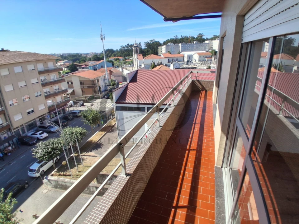 Apartamento T3 para Venda em Fânzeres e São Pedro da Cova Foto 19