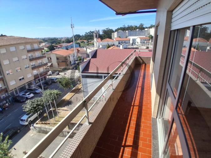 Apartamento T3 para Venda em Fânzeres e São Pedro da Cova Foto 19