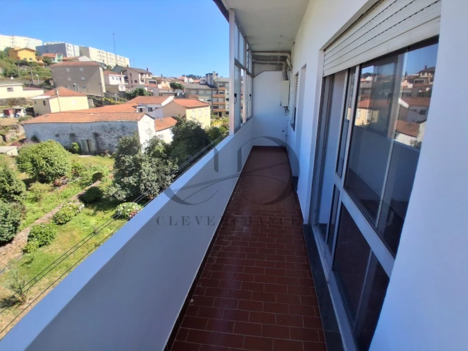 Apartamento T3 para Venda em Fânzeres e São Pedro da Cova Foto 21