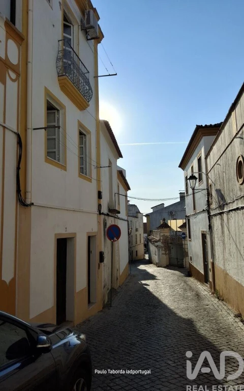 Moradia T2 para Venda em Ribeira de Nisa e Carreiras