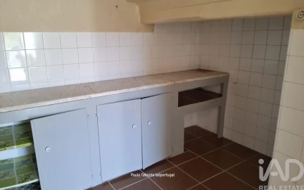Moradia T2 para Venda em Ribeira de Nisa e Carreiras