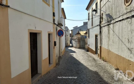 Moradia T2 para Venda em Ribeira de Nisa e Carreiras