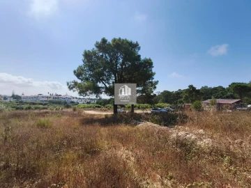 Terreno para Venda em Caparica e Trafaria
