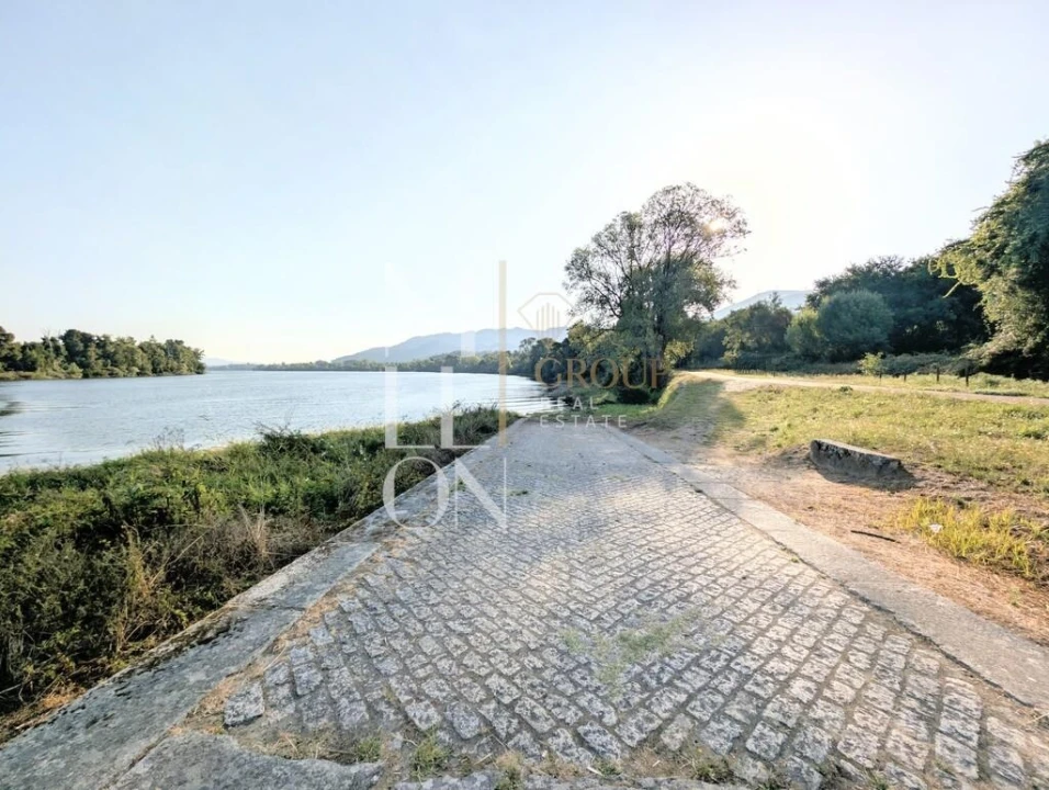 Terreno para Venda em Gondarem Foto 14