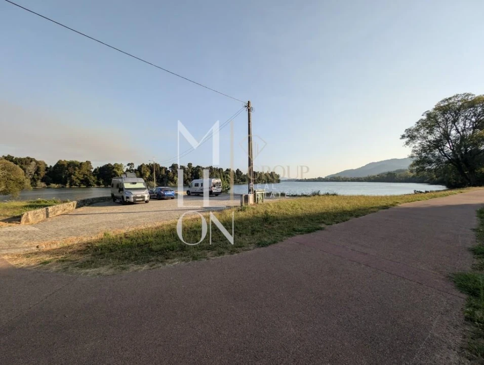 Terreno para Venda em Gondarem Foto 15