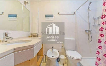 Apartamento T3 para Venda em Costa da Caparica